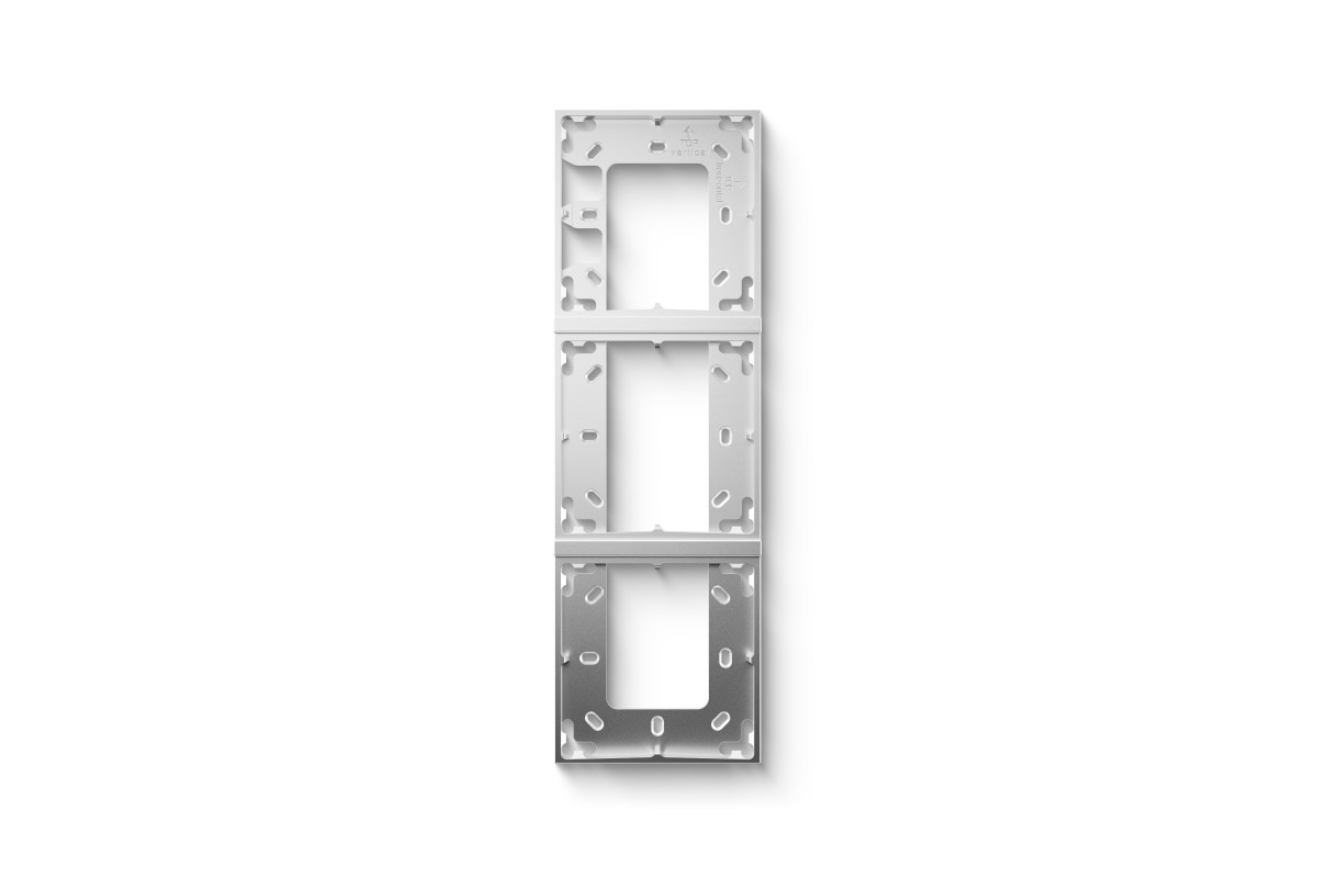 Mounting Frame 3-Way Silver