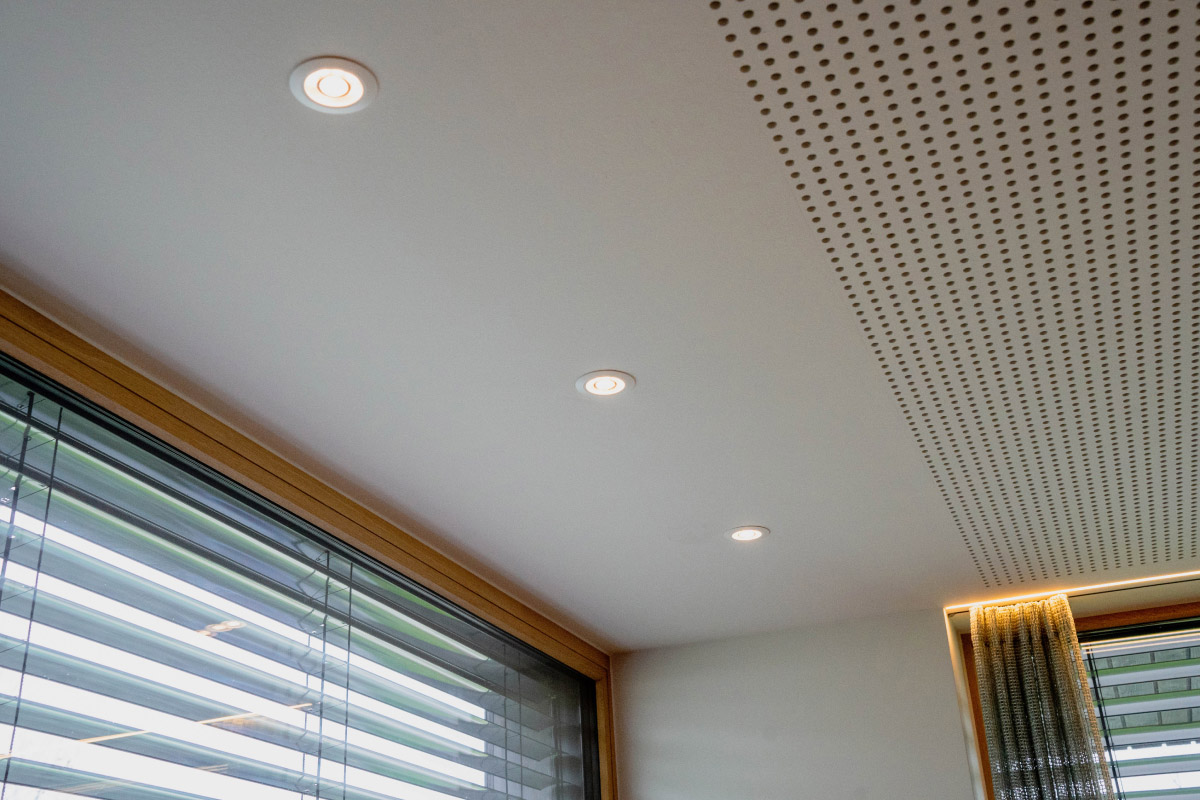 LED Spot RGBW Tree White