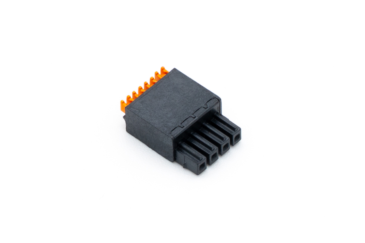 Borne enchufable negro de 4 pines